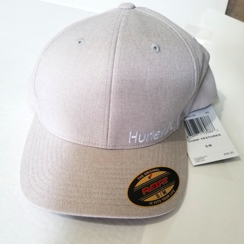 Hurley flexfit hat size sm color like a khaki
